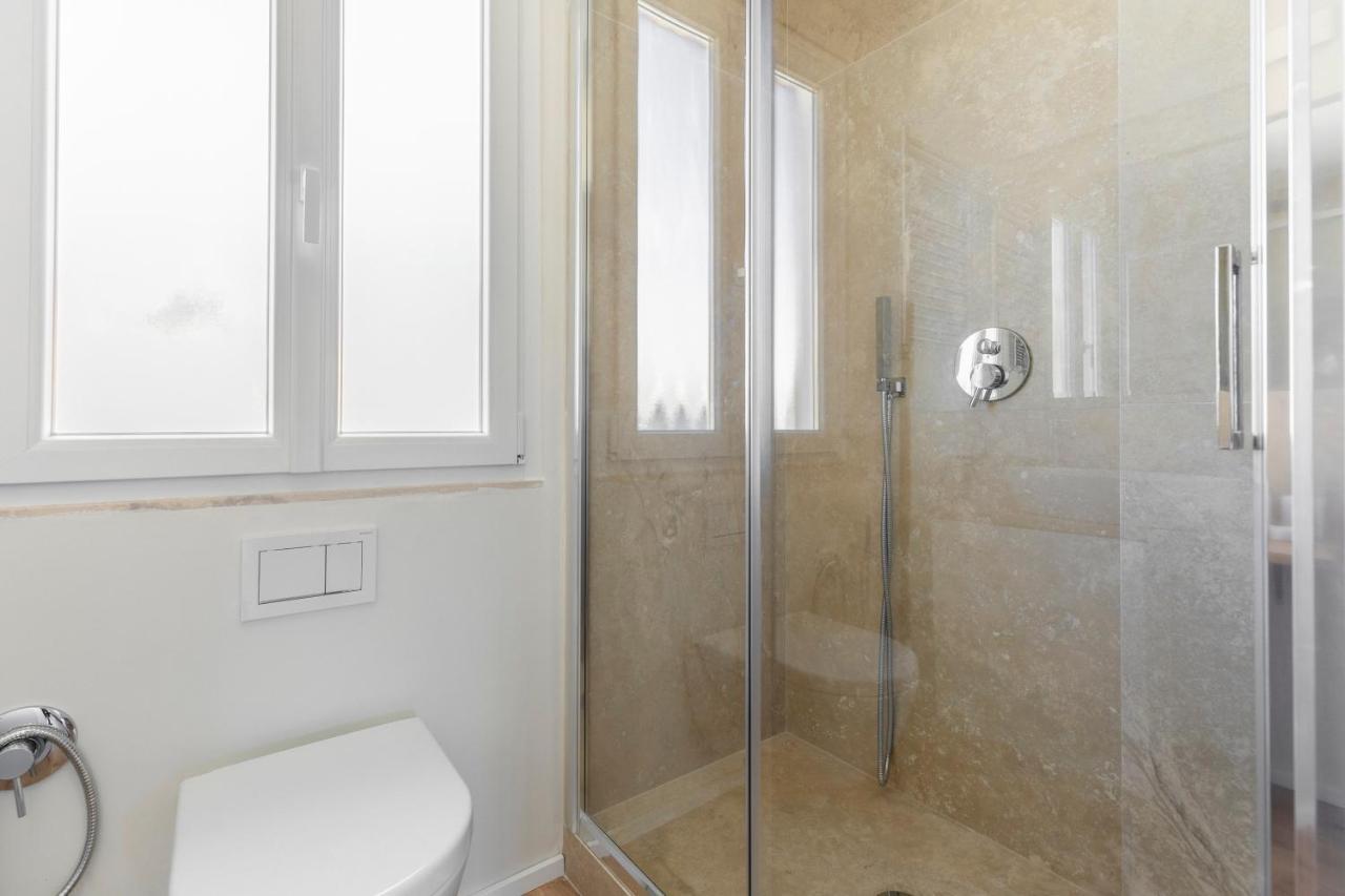 La Dolce - Sunny Penthouse Trastevere Station 100sqm Apartment Rom