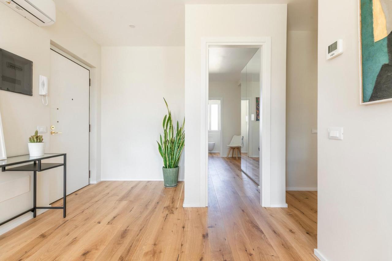 La Dolce - Sunny Penthouse Trastevere Station 100sqm * Rom